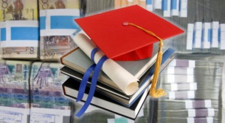 Выпускник "Болашака" заявил, что его незаконно лишили стипендии из-за командировок